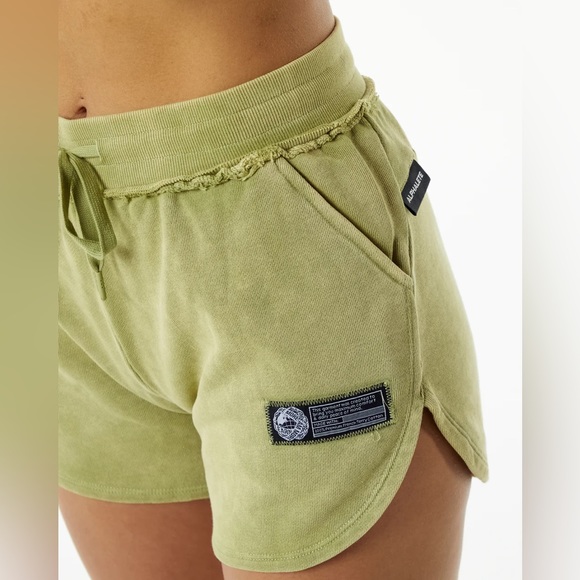 Alphalete Very Terry Shorts! Size S! In color Jade Green! - Picture 4 of 6